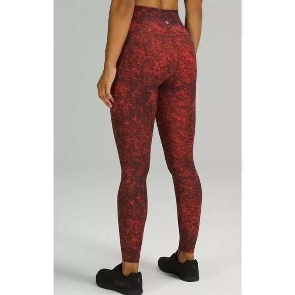 NWT Lululemon Wunder Train High Rise Tight 28" In Denim Wash Print Size 0 - Picture 3 of 12